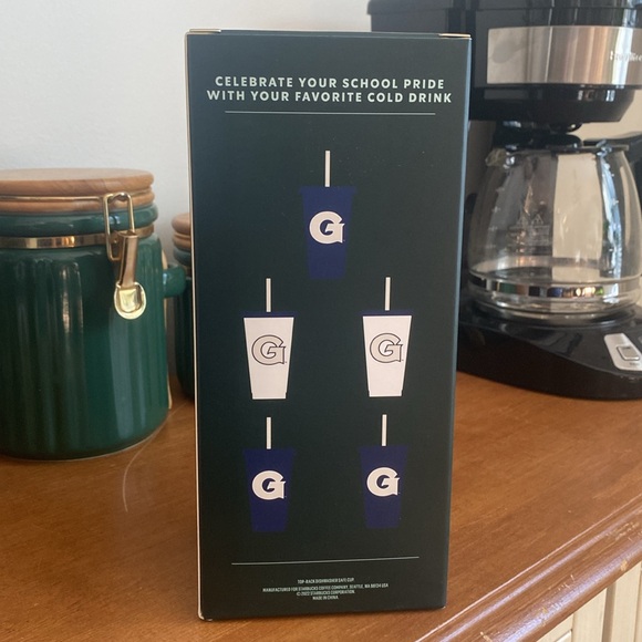 Starbucks Collegiate Collection - Picture 3 of 4